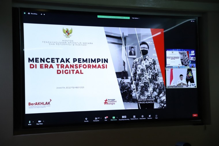 pelatihan-digital-leadership-academy-dla